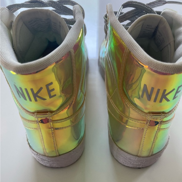 LIMITED EDITION Nike Blazer Mid PRM QS Iridescent WORN ONCE - Picture 5 of 8